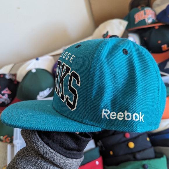 San Jose Sharks Reebok Snap Back - Picture 2 of 5